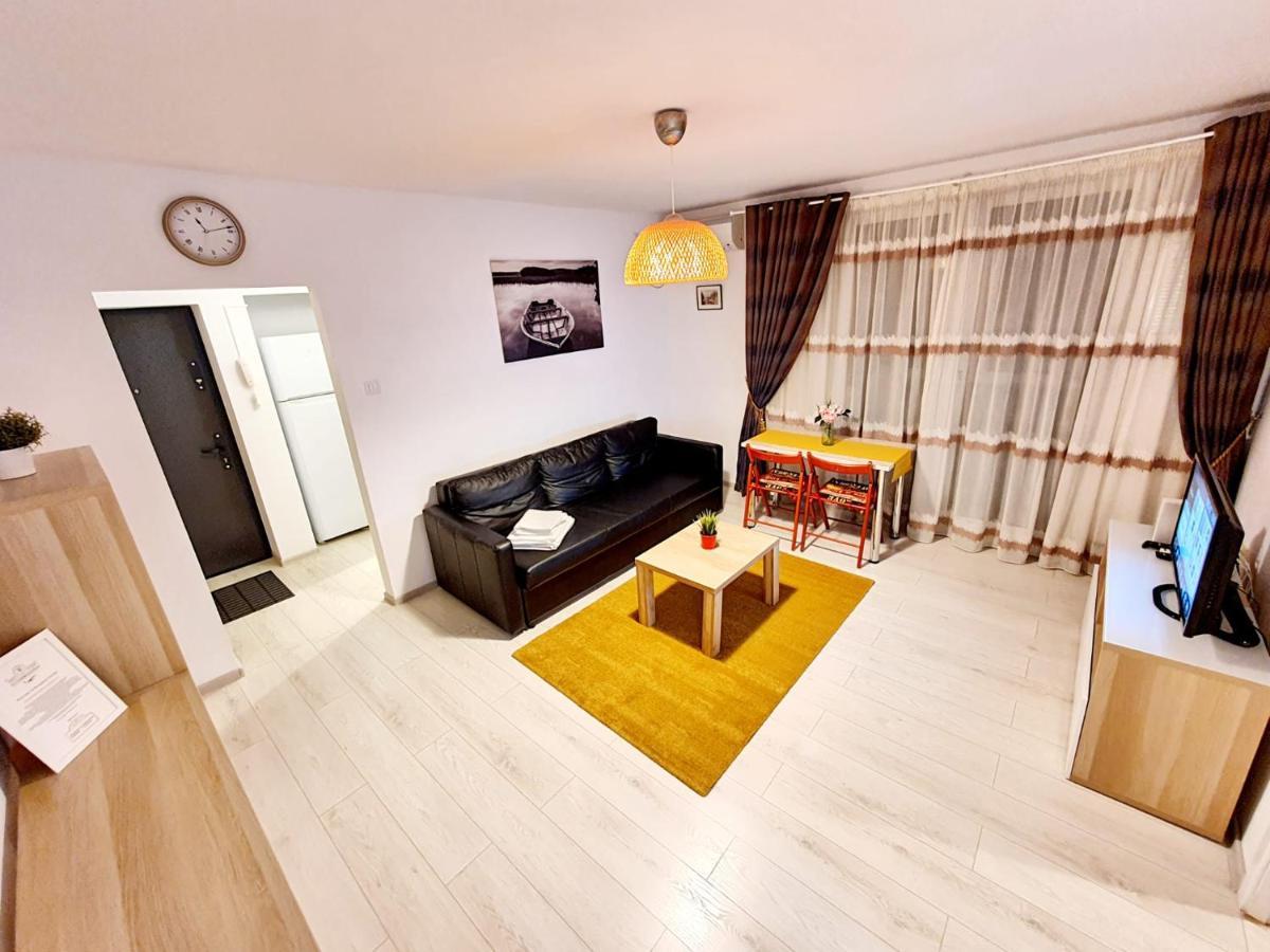 Downtown, Ideal For Longer Stays, Family Friendly Apartment - Nb73A Bukarest Exteriör bild