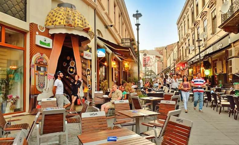 Downtown, Ideal For Longer Stays, Family Friendly Apartment - Nb73A Bukarest Exteriör bild