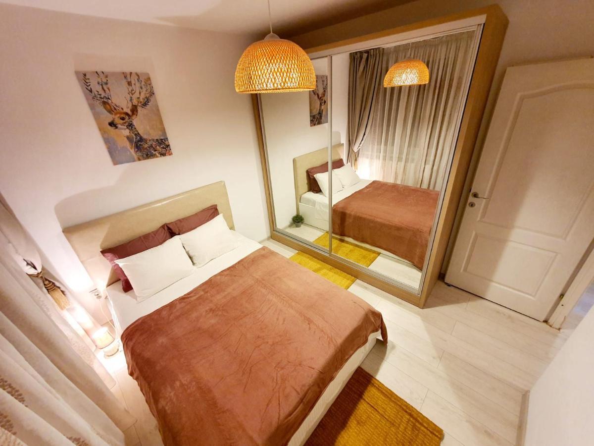 Downtown, Ideal For Longer Stays, Family Friendly Apartment - Nb73A Bukarest Exteriör bild