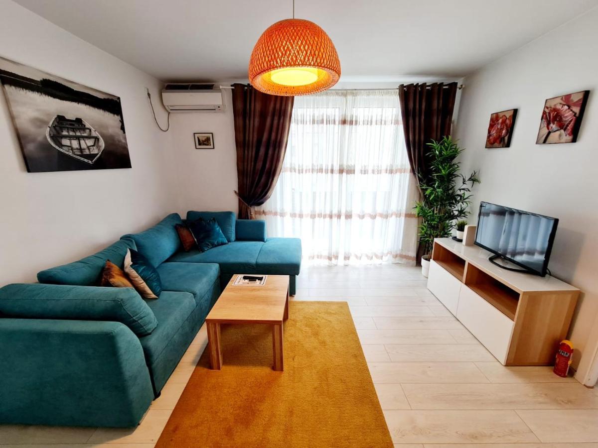 Downtown, Ideal For Longer Stays, Family Friendly Apartment - Nb73A Bukarest Exteriör bild