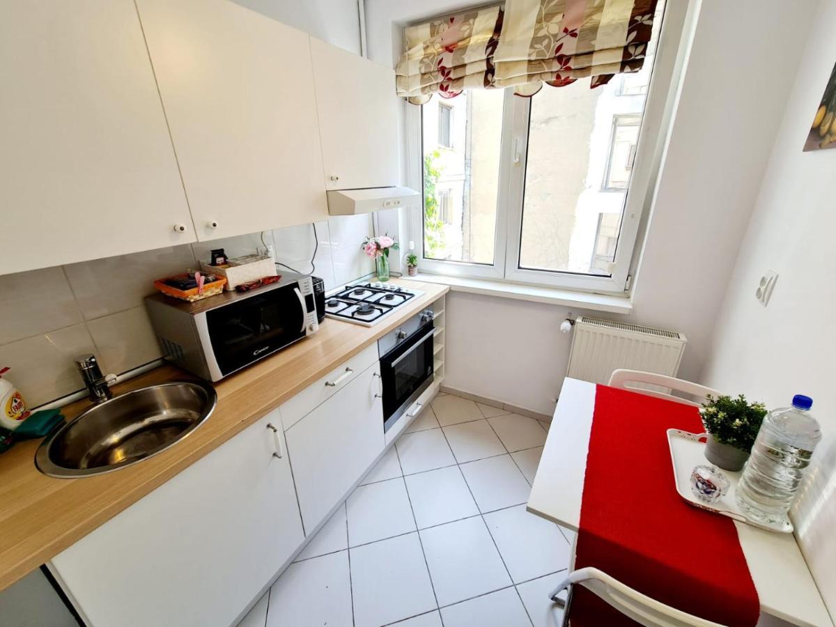Downtown, Ideal For Longer Stays, Family Friendly Apartment - Nb73A Bukarest Exteriör bild