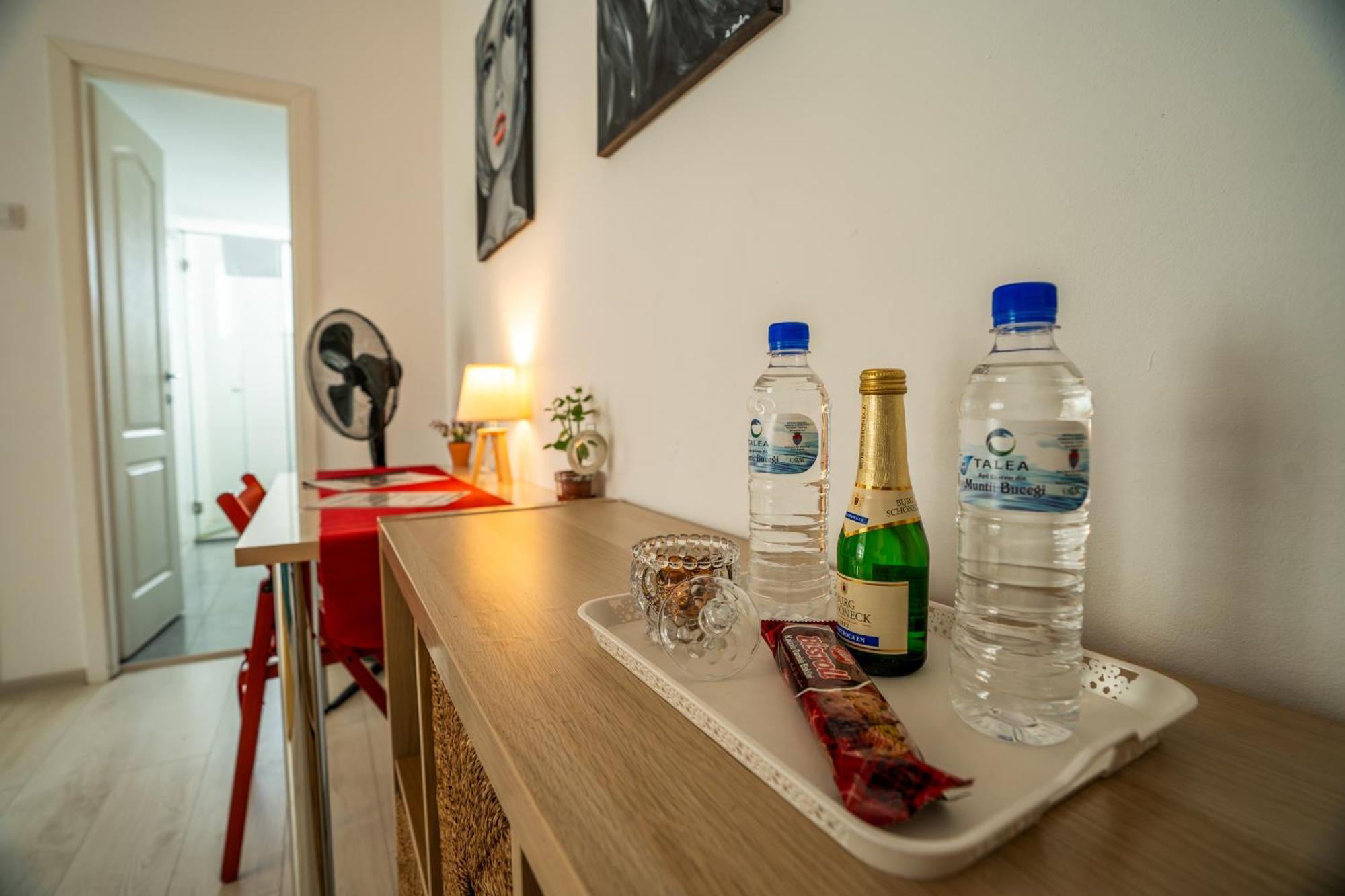 Downtown, Ideal For Longer Stays, Family Friendly Apartment - Nb73A Bukarest Exteriör bild