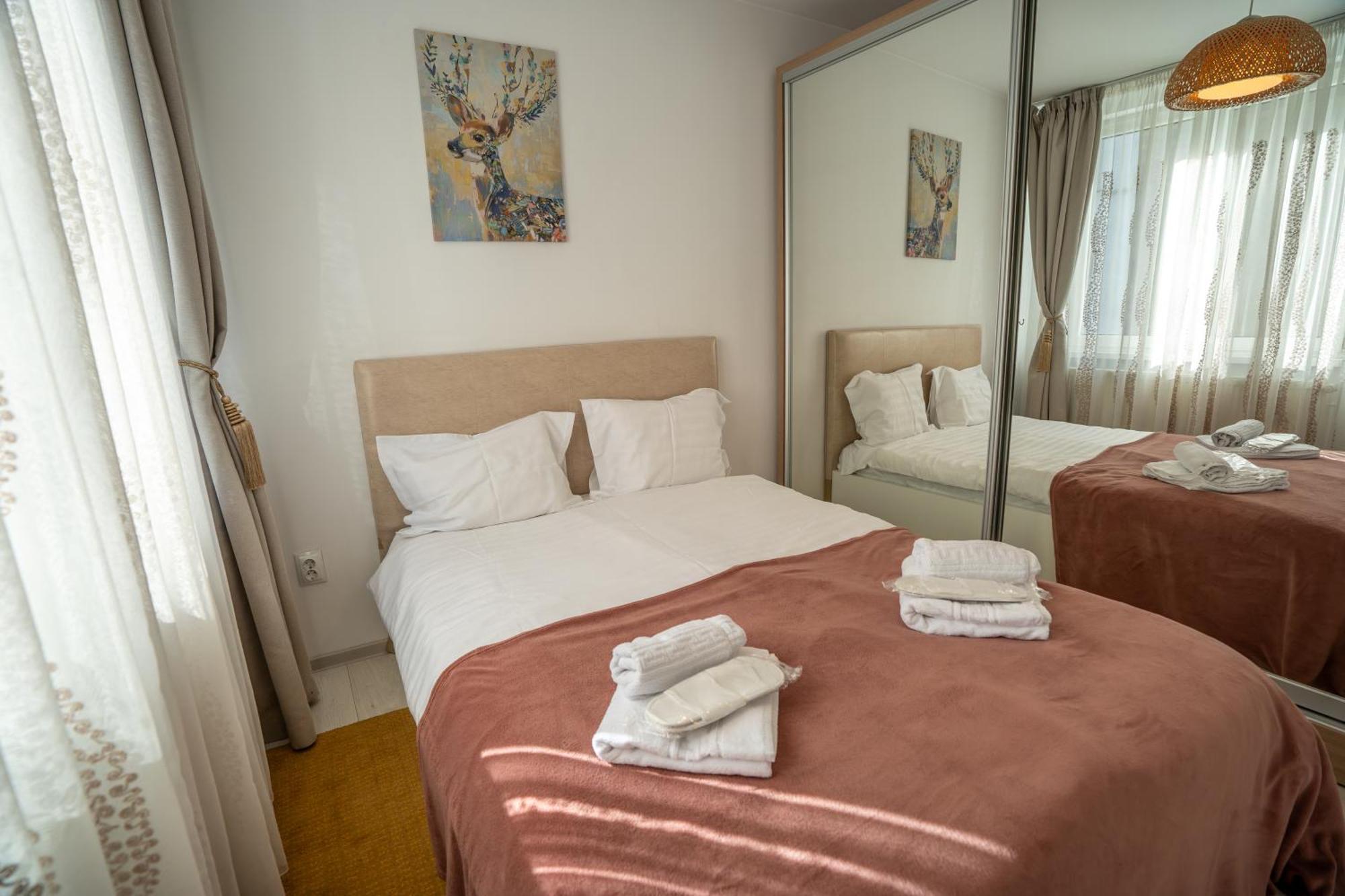Downtown, Ideal For Longer Stays, Family Friendly Apartment - Nb73A Bukarest Exteriör bild